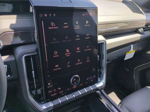 New 2026 GMC Yukon XL Elevation RWD image 13