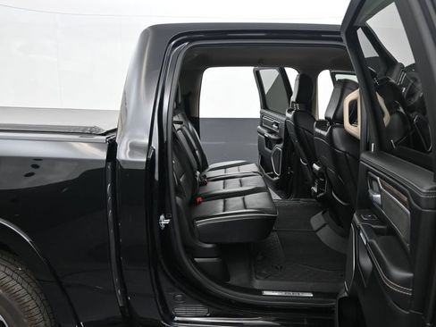 Used 2020 RAM 1500 Laramie AWD/4WD image 33
