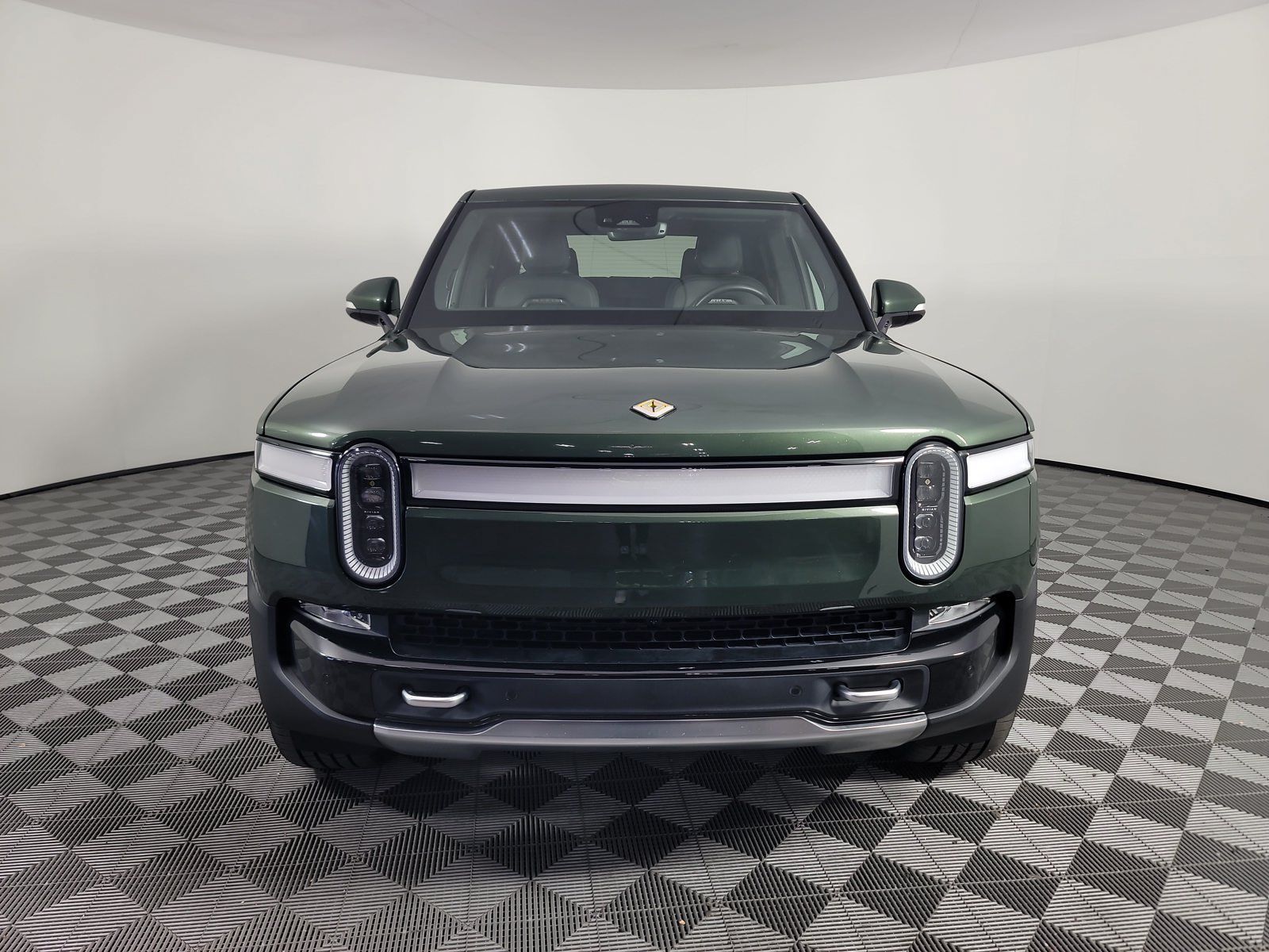 Used 2023 Rivian R1T Launch Edition AWD/4WD image 8