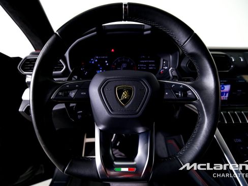 Used 2024 Lamborghini Urus S AWD/4WD image 14