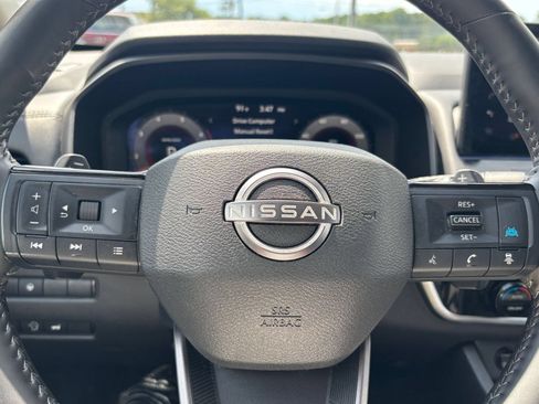 Used 2026 Nissan Rogue SL FWD image 29