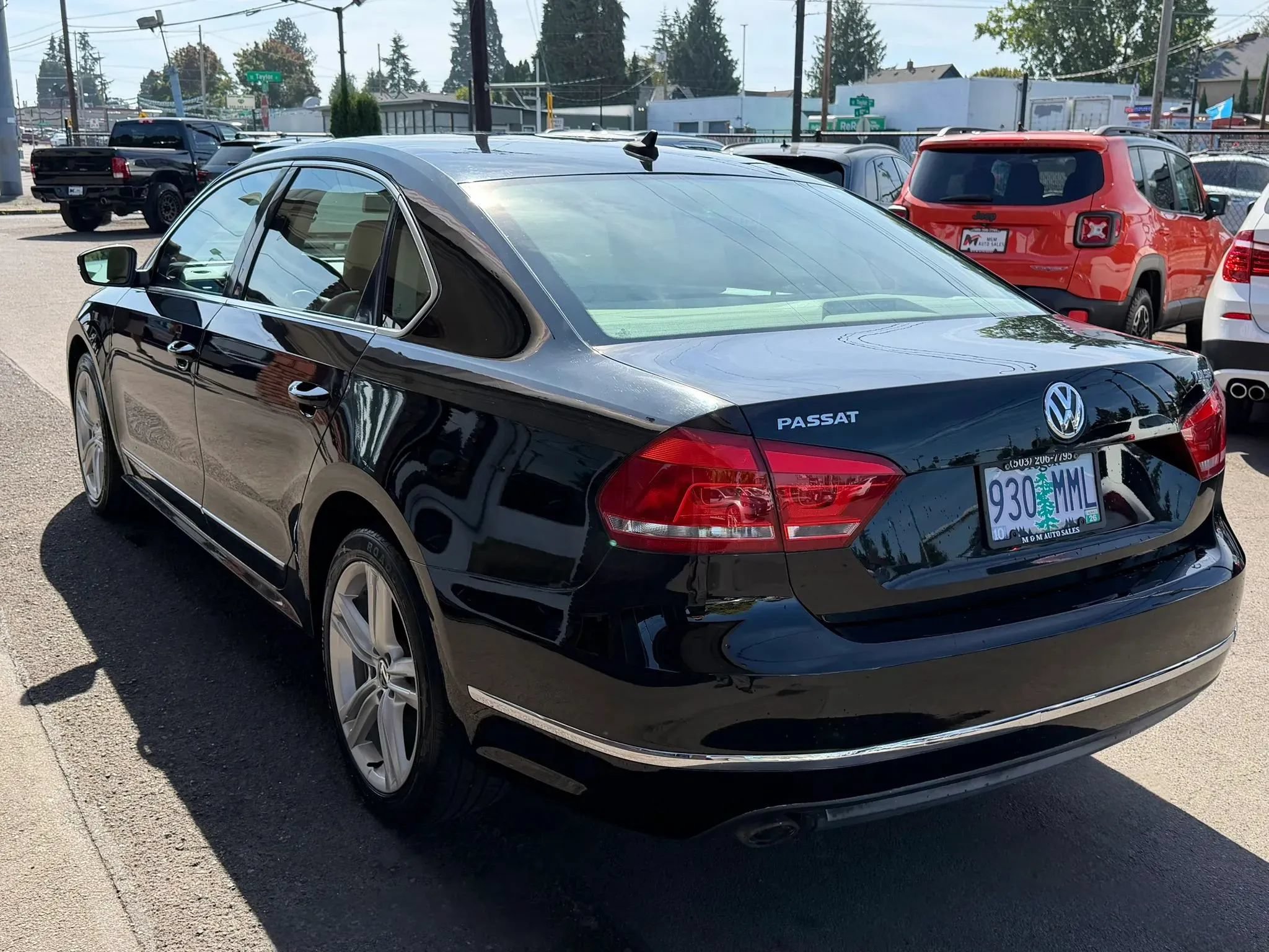Used 2013 Volkswagen Passat TDI SE FWD image 5