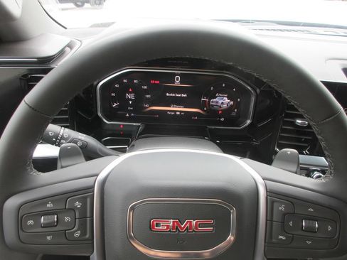 New 2026 GMC Sierra 1500 SLT w/ SLT Premium Package AWD/4WD image 18