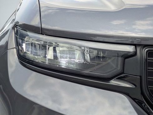 Used 2022 Jeep Grand Cherokee Altitude RWD image 9