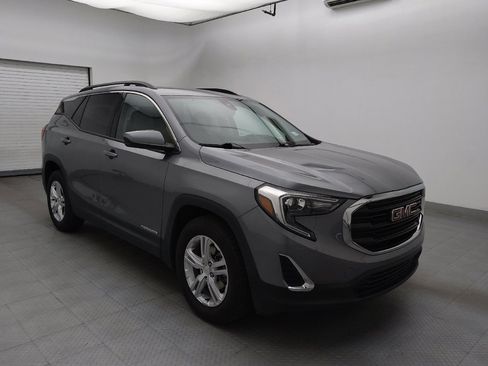 Used 2020 GMC Terrain SLE w/ Driver Convenience Package FWD image 13