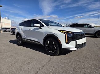 New 2026 Kia Sportage S video 2