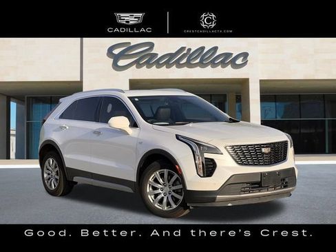 Used 2020 Cadillac XT4 Premium Luxury AWD/4WD image 2