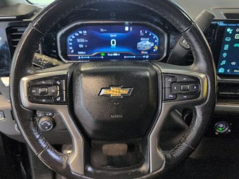 Certified 2022 Chevrolet Silverado 1500 LT AWD/4WD image 17