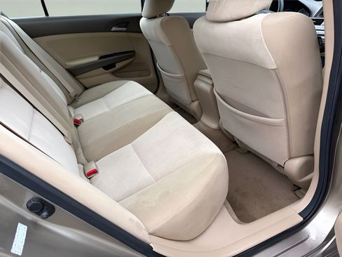 Used 2010 Honda Accord LX-P image 28