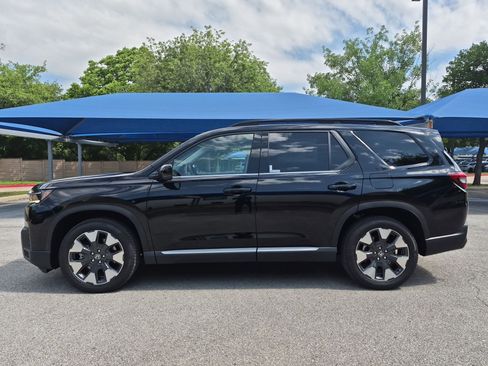 New 2026 Honda Pilot Elite image 2