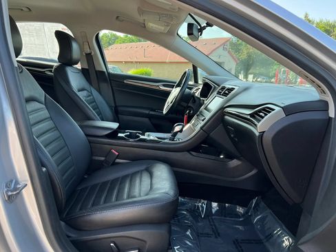 Used 2016 Ford Fusion SE w/ Equipment Group 202A FWD image 23