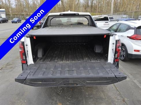 Used 2024 Chevrolet Silverado EV RST AWD/4WD image 4