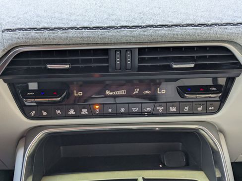 Used 2024 MAZDA CX-90 3.3 Turbo S w/ Premium Plus image 19