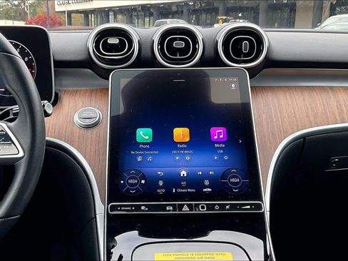 Used 2025 Mercedes-Benz C 300 4MATIC Sedan image 12