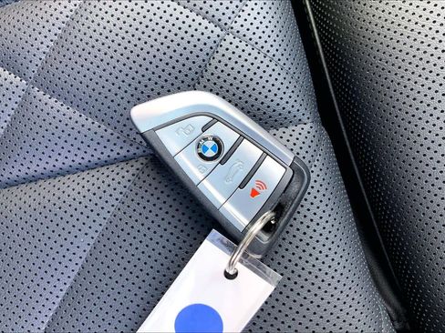 Used 2023 BMW X5 sDrive40i w/ M Sport Package RWD image 14