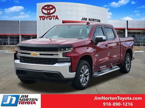 Used 2020 Chevrolet Silverado 1500 LT w/ Texas Edition image 3