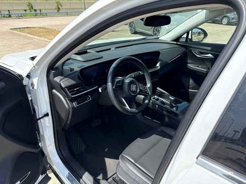 Used 2024 Buick Envision Preferred AWD/4WD image 20