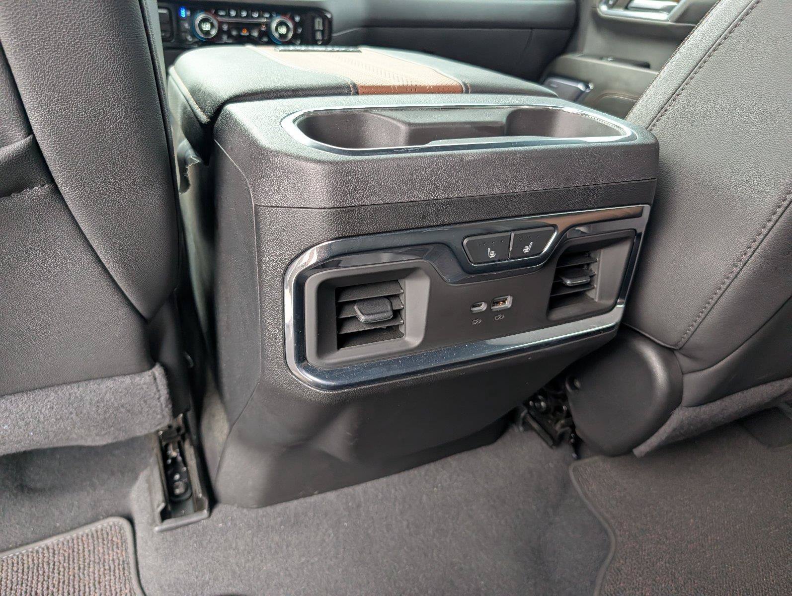 Used 2024 Chevrolet Silverado 2500 High Country AWD/4WD image 33