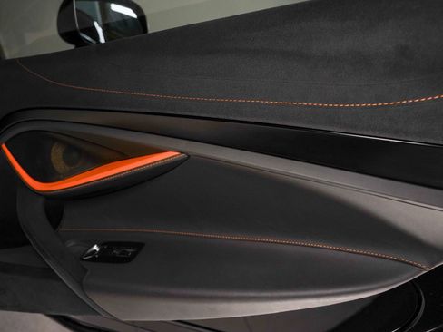 Used 2019 McLaren 720S Performance image 36