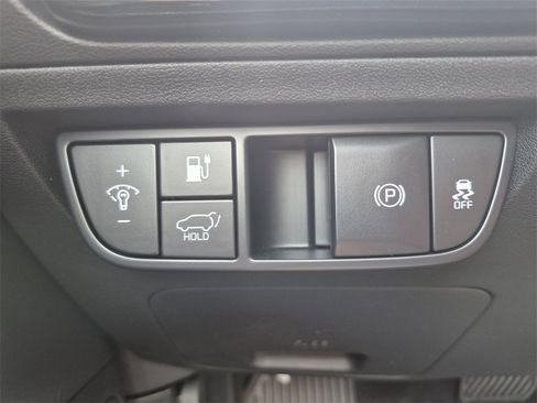 New 2025 Kia EV6 Wind image 26