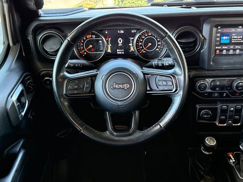 Used 2020 Jeep Wrangler Unlimited Sport AWD/4WD image 22