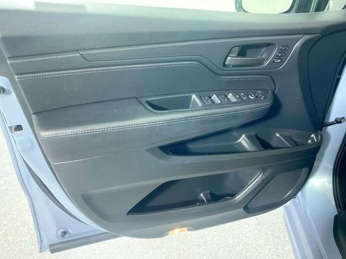 Used 2023 Honda Odyssey Sport image 23