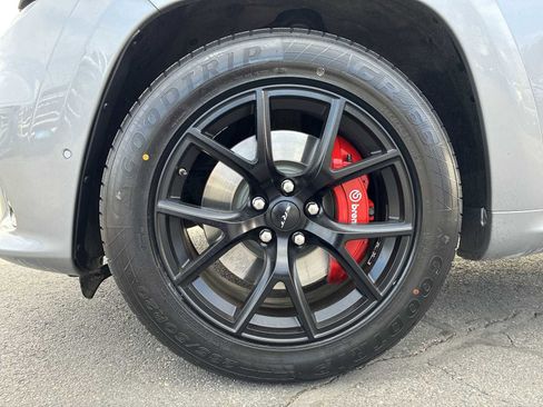 Used 2020 Jeep Grand Cherokee SRT image 18