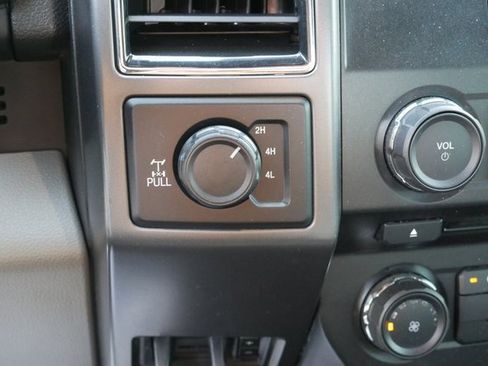 Used 2018 Ford F150 XLT image 19