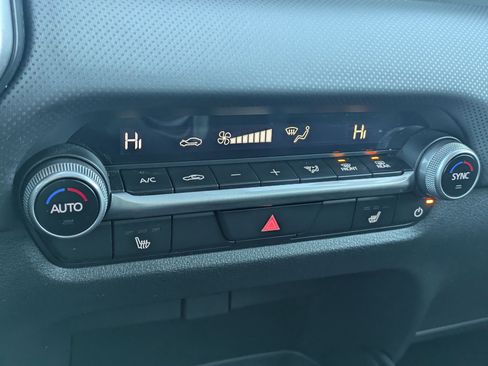 Used 2025 MAZDA CX-50 AWD 2.5 S w/ Preferred Package image 18