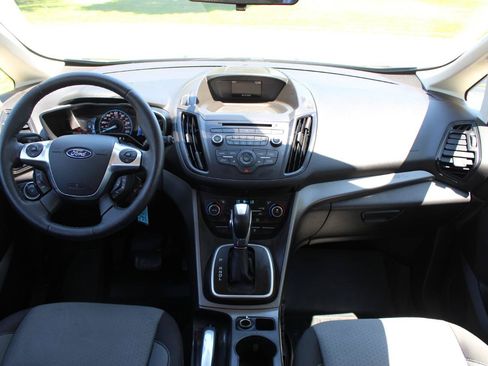 Used 2018 Ford C-MAX SE w/ Cold Weather Package FWD image 28