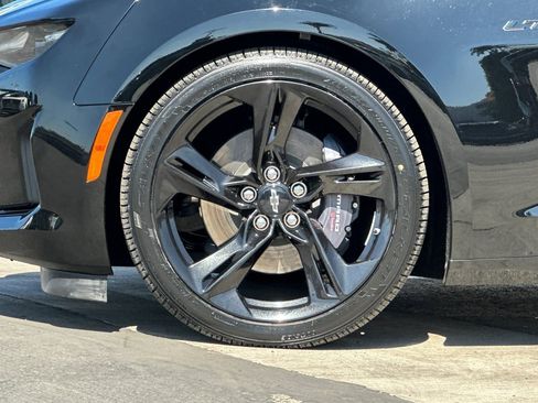 Used 2023 Chevrolet Camaro LT w/ Technology Package image 24