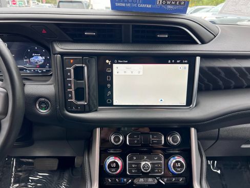 Used 2024 GMC Yukon XL Denali AWD/4WD image 39