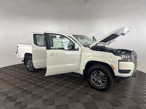 New 2026 Nissan Frontier SV w/ SV Convenience Package image 9