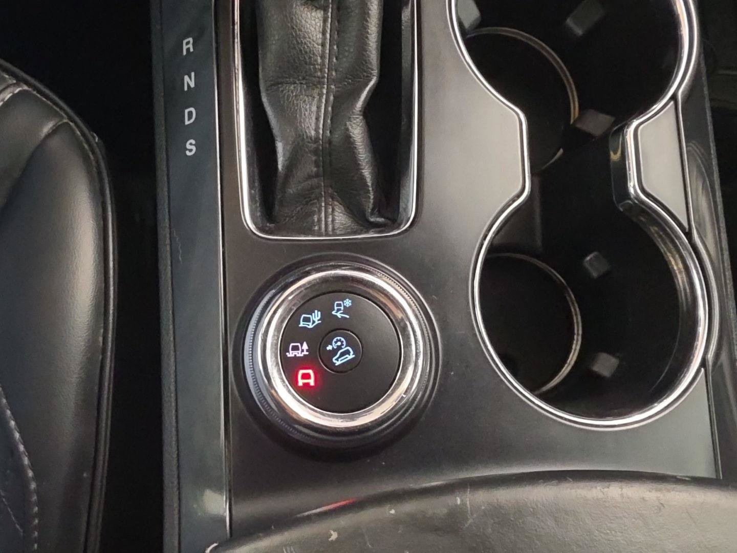 Used 2019 Ford Explorer Platinum AWD/4WD image 11