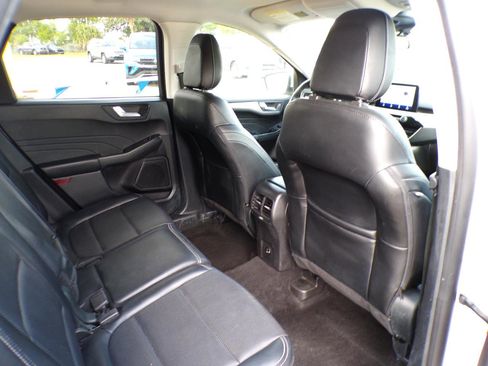 Used 2022 Ford Escape SEL FWD image 24