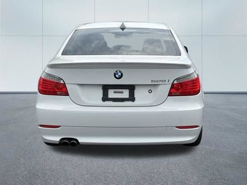 Used 2009 BMW 528i Sedan RWD image 10