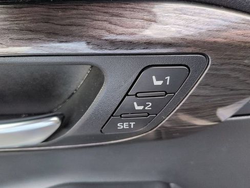 Certified 2021 Toyota Highlander Platinum AWD/4WD image 15