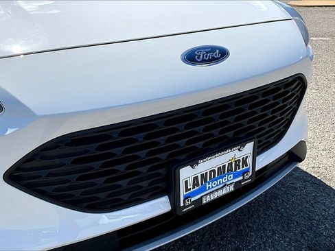 Used 2021 Ford Escape S image 28