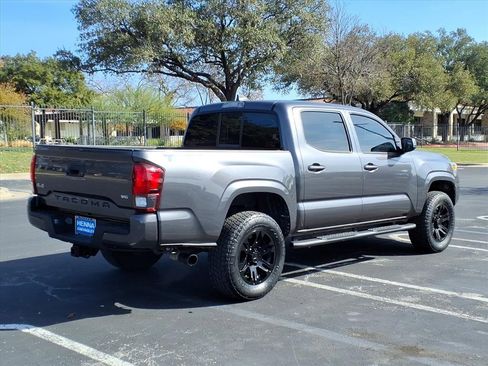 Used 2021 Toyota Tacoma SR image 6