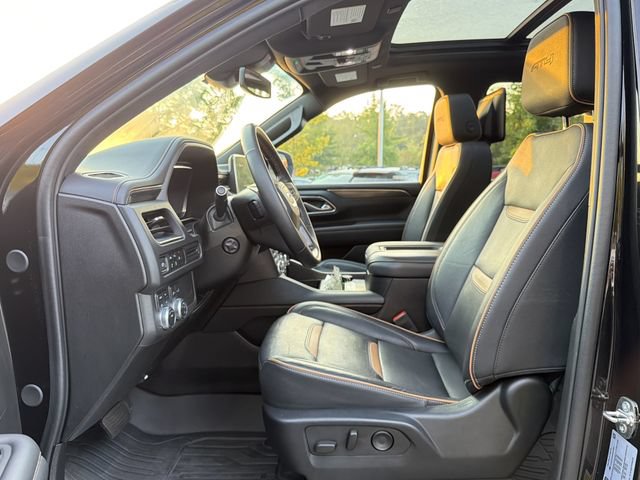Used 2024 GMC Yukon XL AT4 AWD/4WD image 11