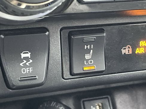 Used 2023 Toyota RAV4 XLE image 22