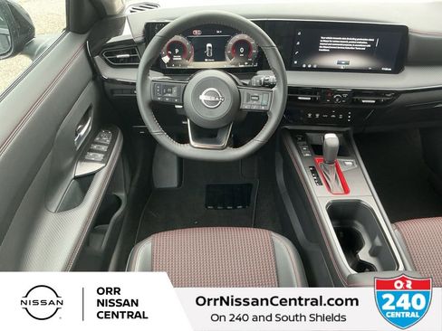 New 2026 Nissan Kicks SR FWD image 14