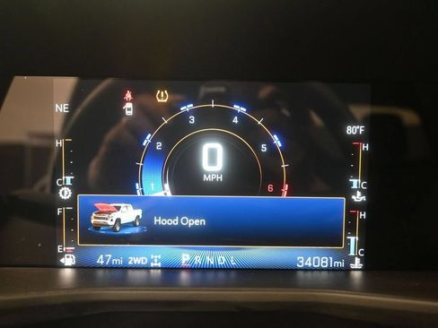 Used 2023 Chevrolet Colorado Trail Boss w/ Advanced Trailering Package AWD/4WD image 13
