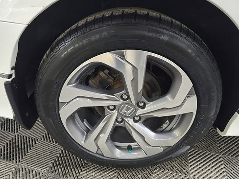 Used 2018 Honda Accord EX-L image 14