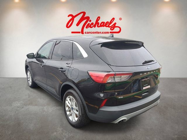 Used 2021 Ford Escape SE w/ Convenience Package AWD/4WD image 4