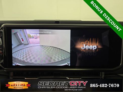 New 2025 Jeep Wrangler Unlimited Rubicon w/ Steel Bumper Group image 20