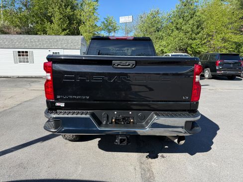 Used 2022 Chevrolet Silverado 3500 LT w/ Convenience Package AWD/4WD image 4