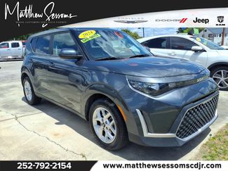 Used 2024 Kia Soul LX w/ Option Group 015 FWD video 1