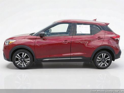 Used 2020 Nissan Kicks SR FWD image 8