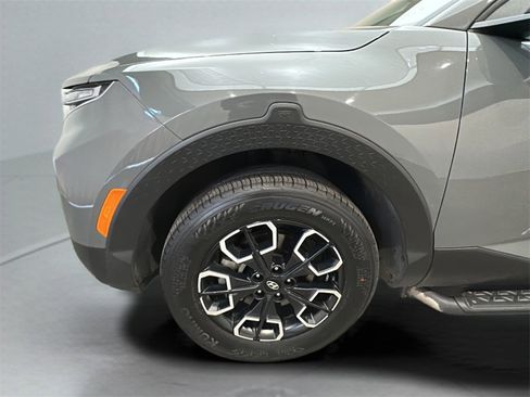 Used 2023 Hyundai Santa Cruz SEL Premium image 3